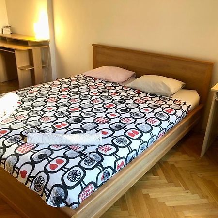 Chez Jitka Et Gautier - A Great Alternative To A Hotel Πράγα Εξωτερικό φωτογραφία