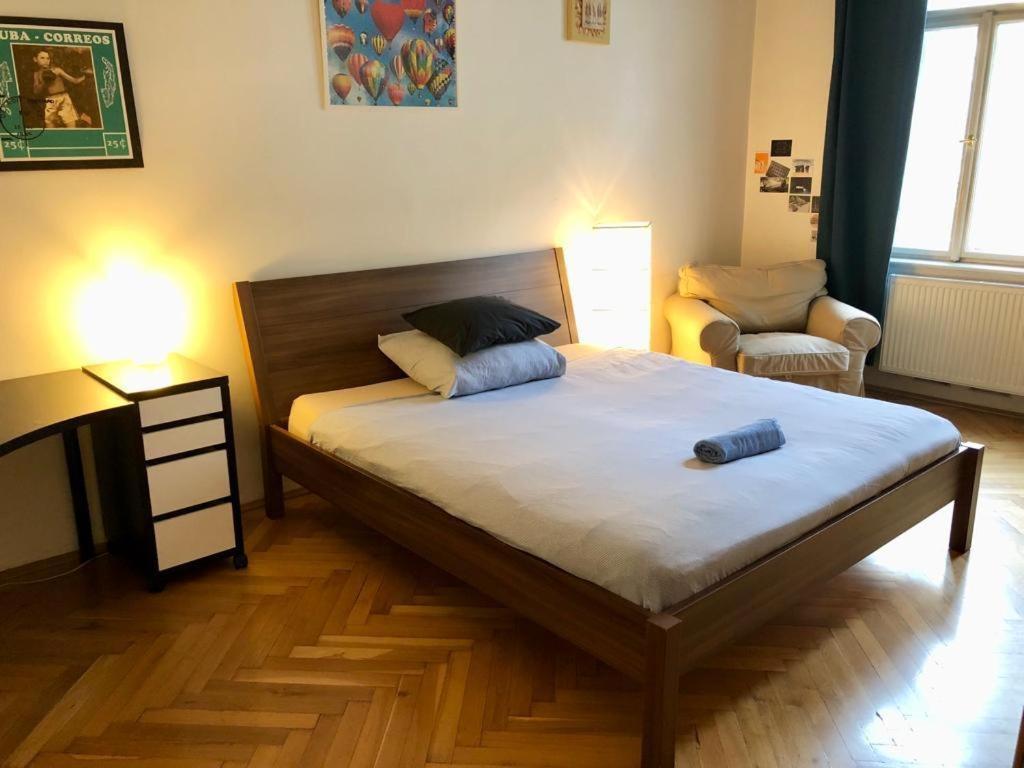Chez Jitka Et Gautier - A Great Alternative To A Hotel Πράγα Εξωτερικό φωτογραφία